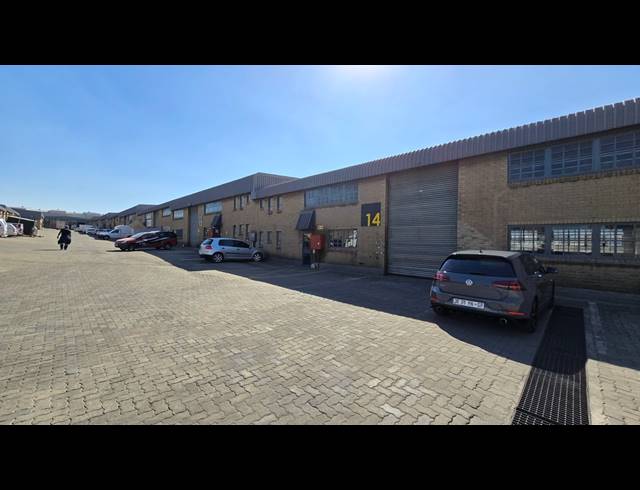 449M² WAREHOUSE TO LET IN RUSTIVIA